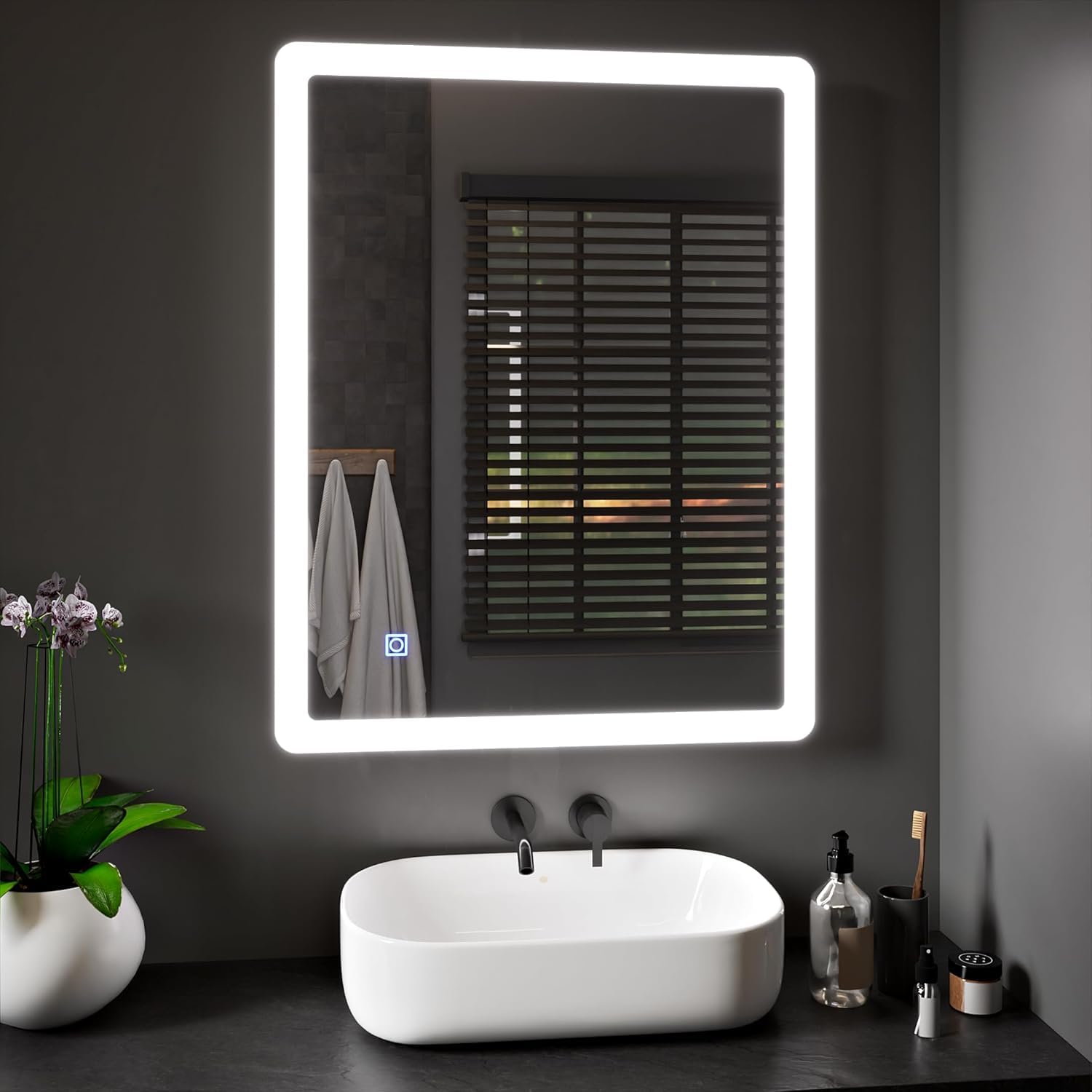 BELOFAY Beatrice Hollywood Vanity Mirror For Makeup with Lights, Lighted Makeup Mirror with 13 Dimmable Led Bulbs, 3 Lighting Modes (50x42cm)